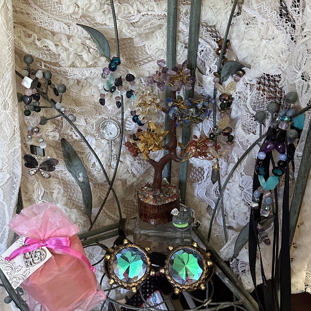 Custom HangCharm Order - Picture 2 of 7